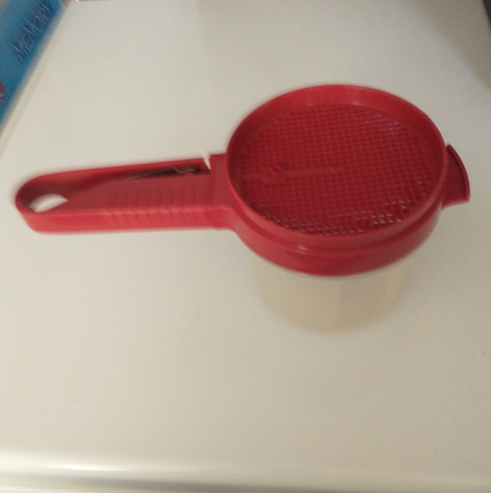 Vintage Red Tupperware Flour Sifter 1689 w/Attached Bowl 1493